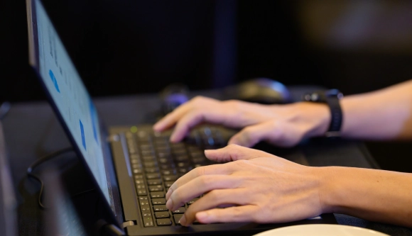 Rent Lenovo Thinkpad in Singapore for Events or Projects